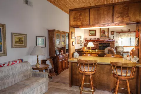 19021 Pinehurst Pl, Tehachapi, CA 93561 photo 10