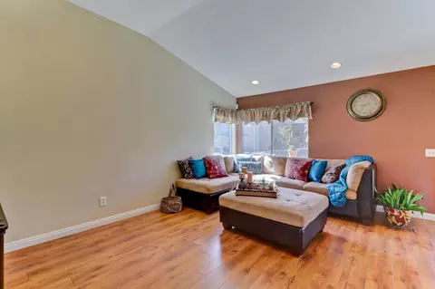 8507 Chesterfield Rd, Riverside, CA 92508 photo 9