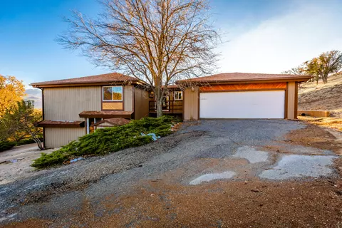 20901 Jury St, Tehachapi, CA 93561 photo 49