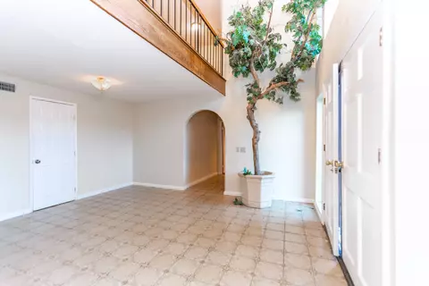20901 Jury St, Tehachapi, CA 93561 photo 3