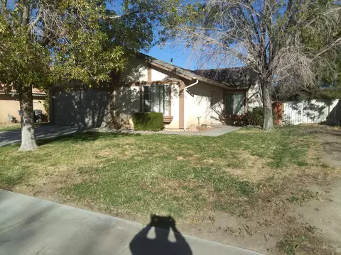 45300 23rd St E, Lancaster, CA 93535 photo 1