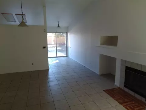 45300 23rd St E, Lancaster, CA 93535 photo 4