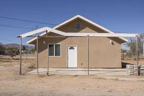 3308 R 8 E, Palmdale, CA 93550 photo 2