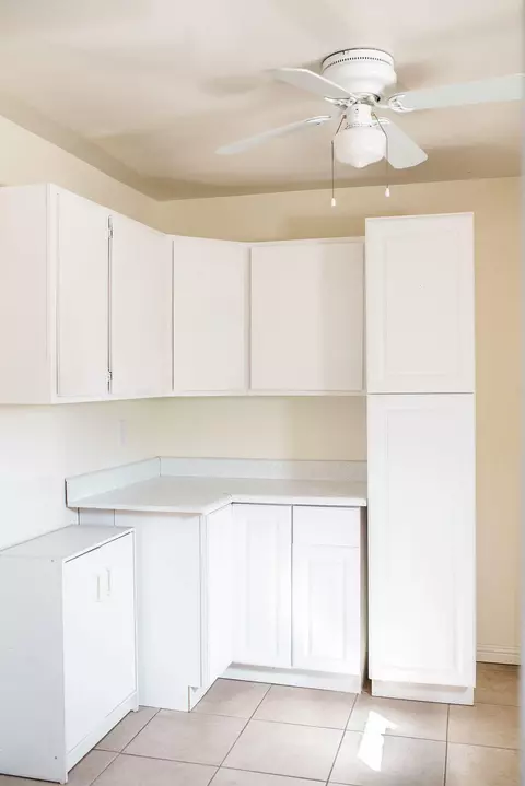 15934 Melva St, Mojave, CA 93501 photo 8