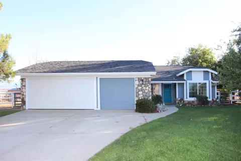 7638 Freestone Ln, Littlerock, CA 93543 photo 6