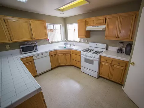 37552 56th St E, Palmdale, CA 93552 photo 11