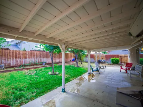 37552 56th St E, Palmdale, CA 93552 photo 31