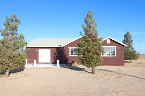 47335 85th St W, Lancaster, CA 93536 photo 2