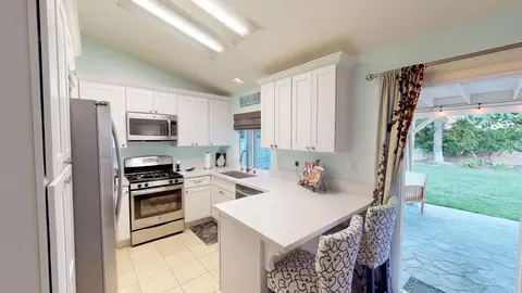 25531 Norfork Pl, Santa Clarita, CA 91350 photo 14