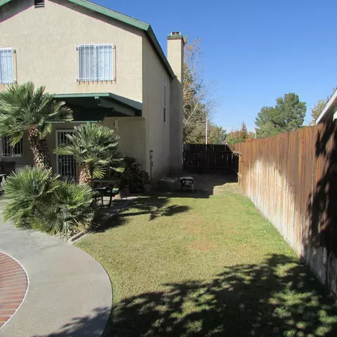 618 Ivyton St E, Lancaster, CA 93535 photo 19
