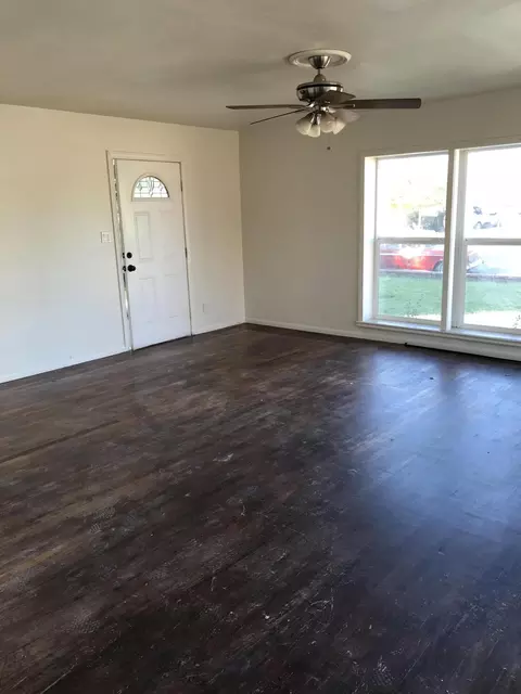 44514 Date Ave, Lancaster, CA 93534 photo 3