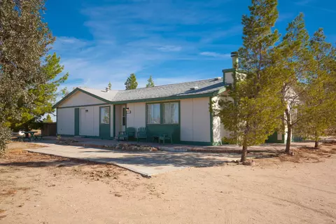 13315 Avenue E8 E, Lancaster, CA 93535 photo 3