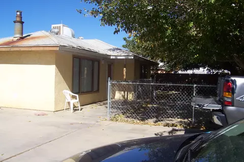 8762 Avenue J E, Lancaster, CA 93535 photo 1