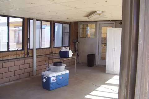 8762 Avenue J E, Lancaster, CA 93535 photo 5