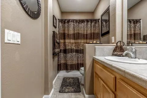 5652 Vahan Ct, Lancaster, CA 93536 photo 28