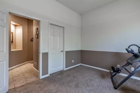 5652 Vahan Ct, Lancaster, CA 93536 photo 35