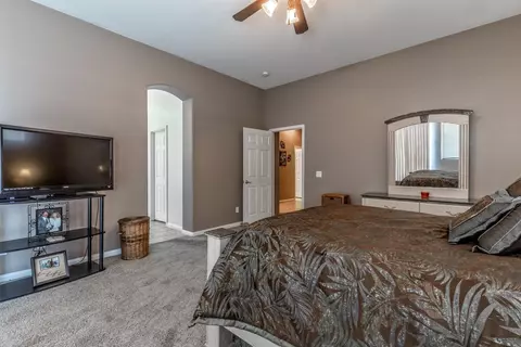 5652 Vahan Ct, Lancaster, CA 93536 photo 33