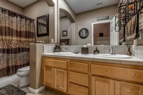 5652 Vahan Ct, Lancaster, CA 93536 photo 27