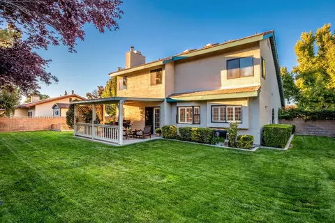 2808 Gus Ct, Lancaster, CA 93536 photo 11