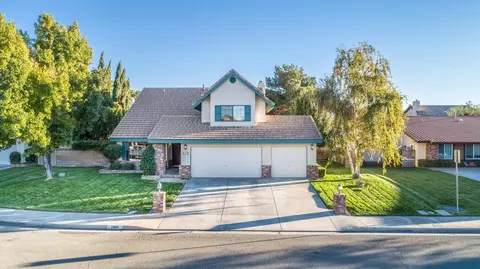 2808 Gus Ct, Lancaster, CA 93536 photo 3