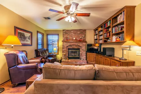 2808 Gus Ct, Lancaster, CA 93536 photo 26