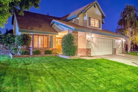 2808 Gus Ct, Lancaster, CA 93536 photo 1