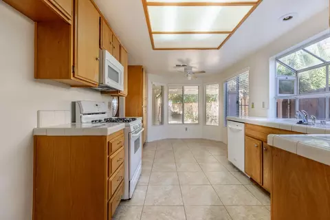 44536 Avenida Del Sol, Lancaster, CA 93535 photo 10