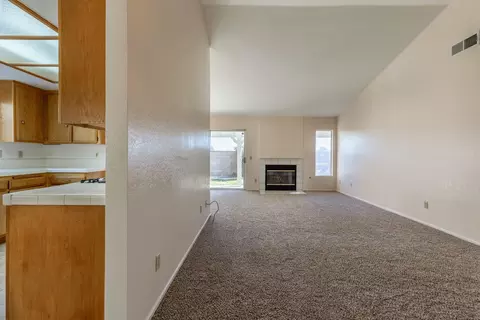 44536 Avenida Del Sol, Lancaster, CA 93535 photo 6