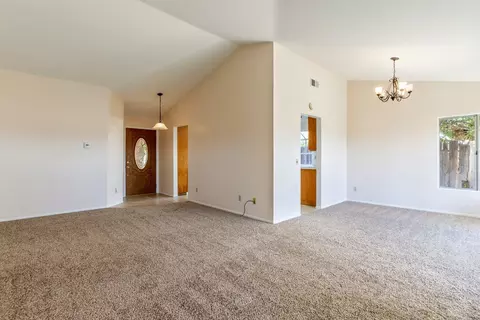 44536 Avenida Del Sol, Lancaster, CA 93535 photo 7