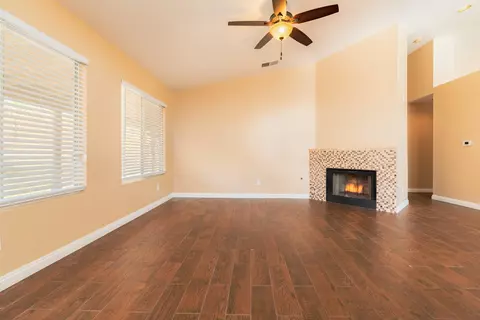 40027 Denham Dr, Palmdale, CA 93551 photo 3