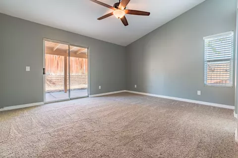 40027 Denham Dr, Palmdale, CA 93551 photo 6