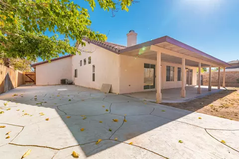 40027 Denham Dr, Palmdale, CA 93551 photo 25