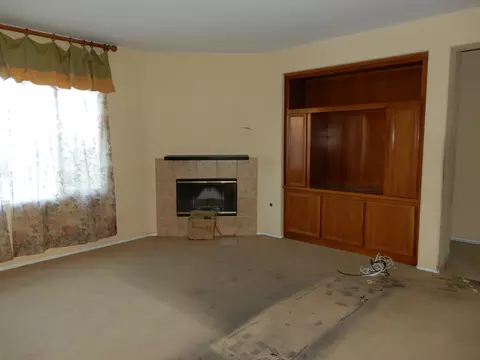 44028 27th St E, Lancaster, CA 93535 photo 4