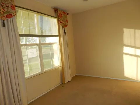 44028 27th St E, Lancaster, CA 93535 photo 3
