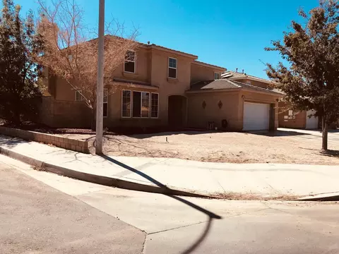 2732 Newgrove St E, Lancaster, CA 93535 photo 2