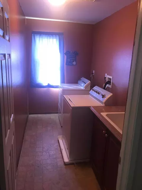 2732 Newgrove St E, Lancaster, CA 93535 photo 24