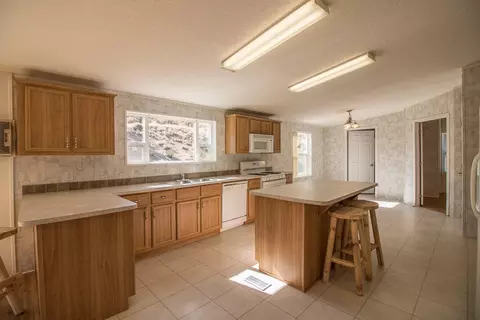 18351 Mountain Climber Way, Tehachapi, CA 93561 photo 27