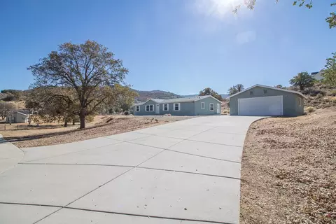 18351 Mountain Climber Way, Tehachapi, CA 93561 photo 4