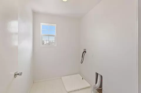 43023 Bale Ct, Lancaster, CA 93535 photo 16