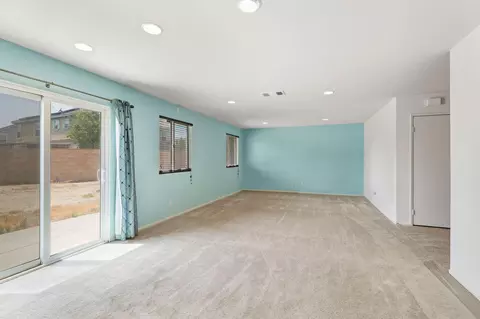 43023 Bale Ct, Lancaster, CA 93535 photo 4