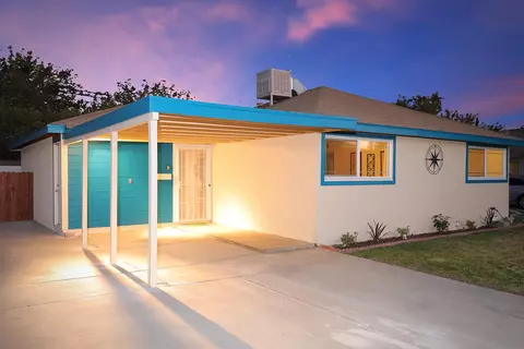 44244 3rd St E, Lancaster, CA 93535 photo 1