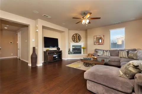 6927 Archail Ct, Palmdale, CA 93552 photo 7