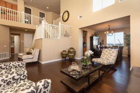 6927 Archail Ct, Palmdale, CA 93552 photo 4