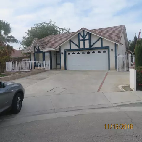36901 Hampton Ct, Palmdale, CA 93552 photo 2