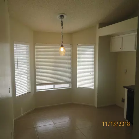 36901 Hampton Ct, Palmdale, CA 93552 photo 3
