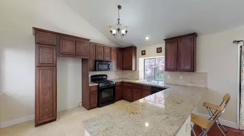 37737 52nd St E, Palmdale, CA 93552 photo 13