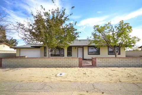 41012 159th St, Lancaster, CA 93535 photo 1