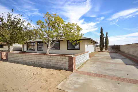 41012 159th St, Lancaster, CA 93535 photo 2