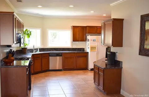 22944 Larkspur Ct, Tehachapi, CA 93561 photo 5