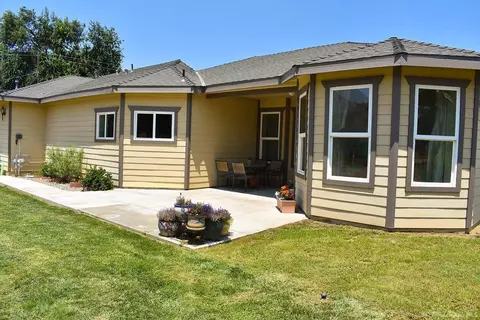 22944 Larkspur Ct, Tehachapi, CA 93561 photo 1
